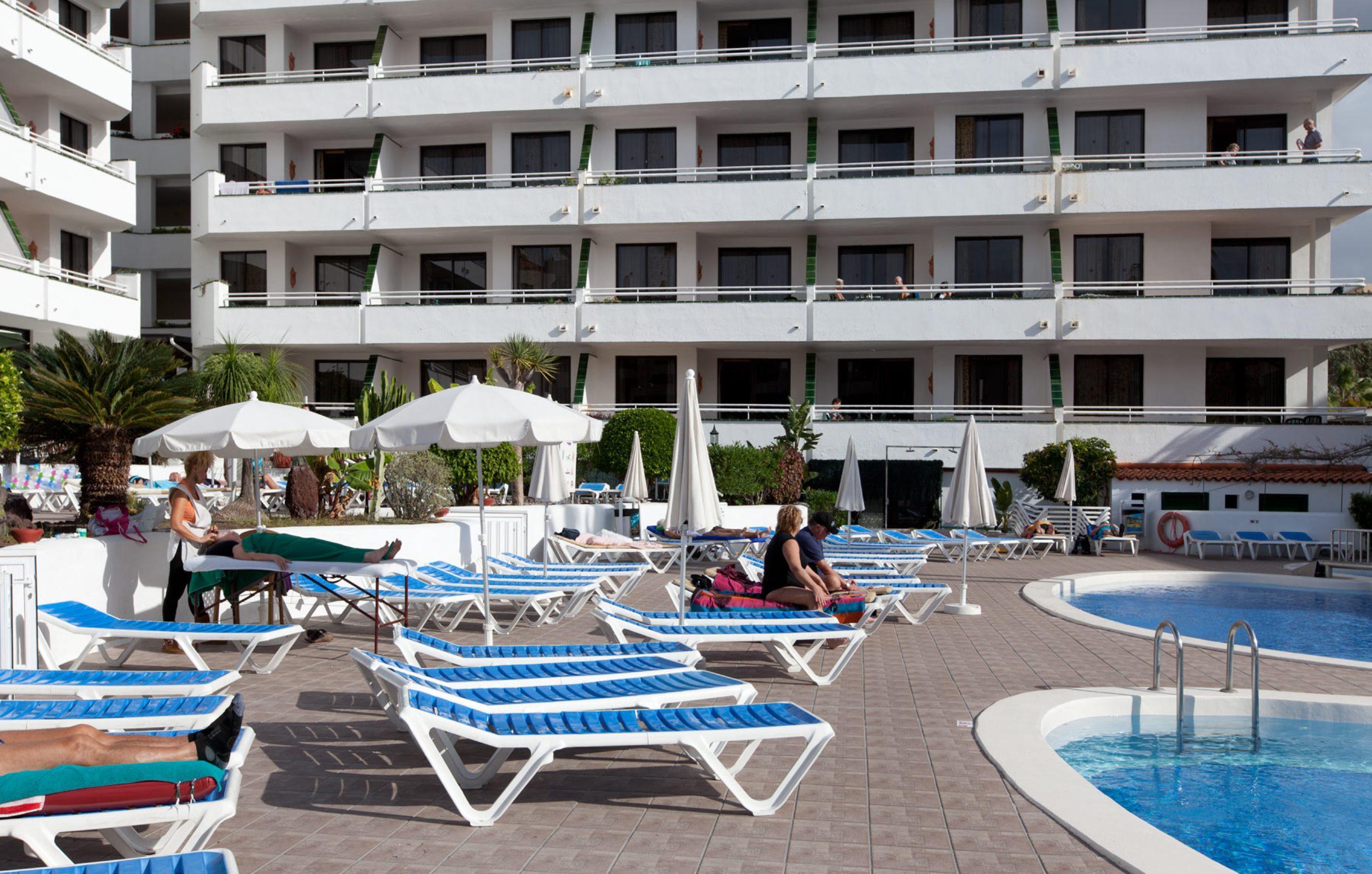 Hotel-apartamentos Andorra * Playa de las Américas